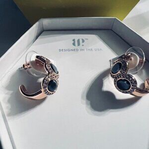 BOMB PARTY BLACK ONYX ON ROSE GOLD HOOP EARRINGS